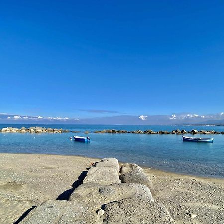 Appartamenti La Baia Del Rais Falcone Exterior foto