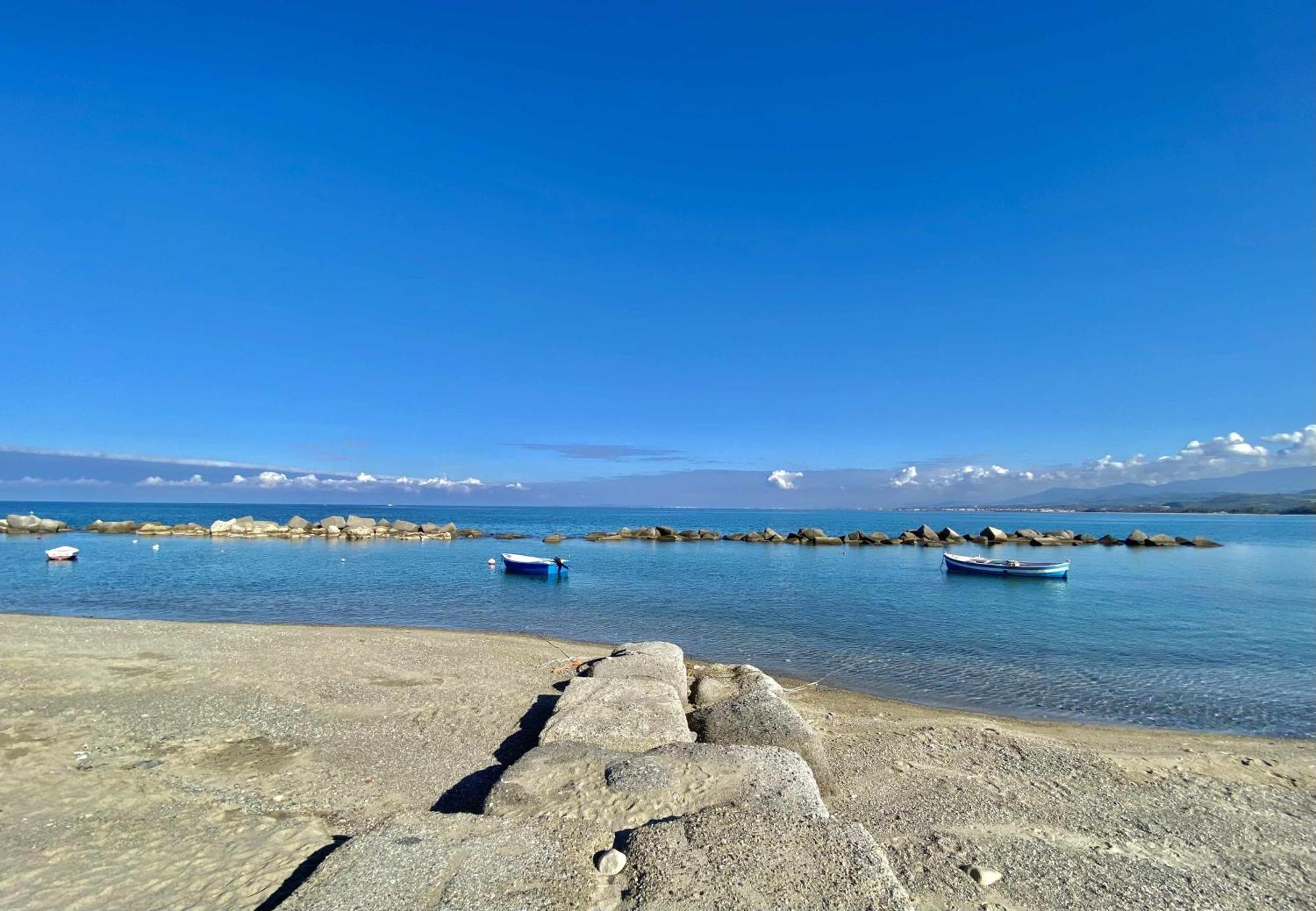 Appartamenti La Baia Del Rais Falcone Exterior foto